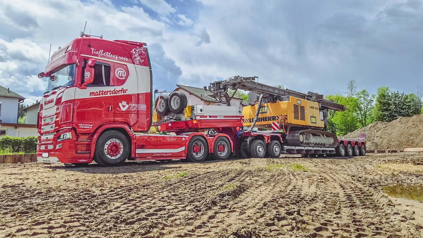 lowbed fleet